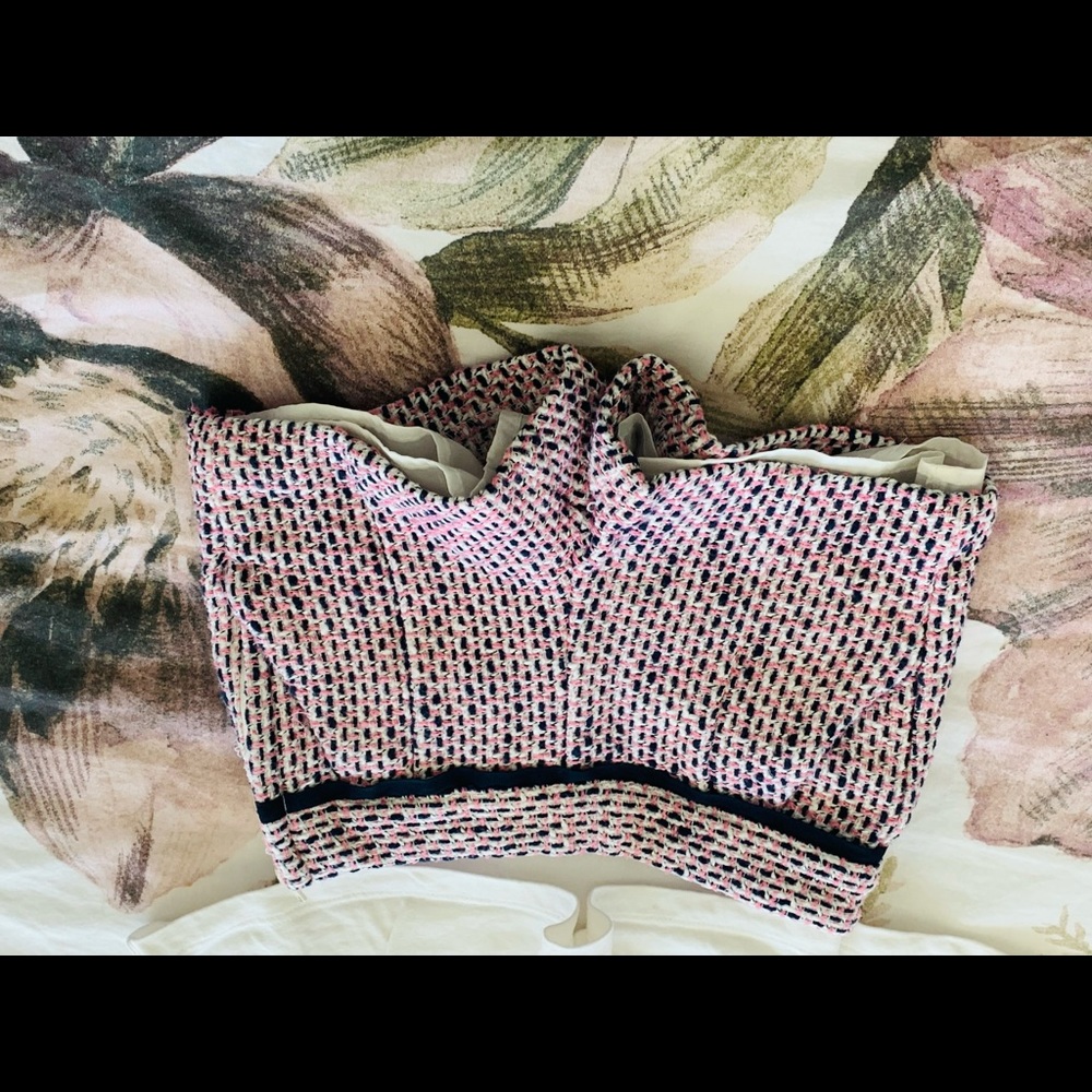 A set - Picture 3 of 4